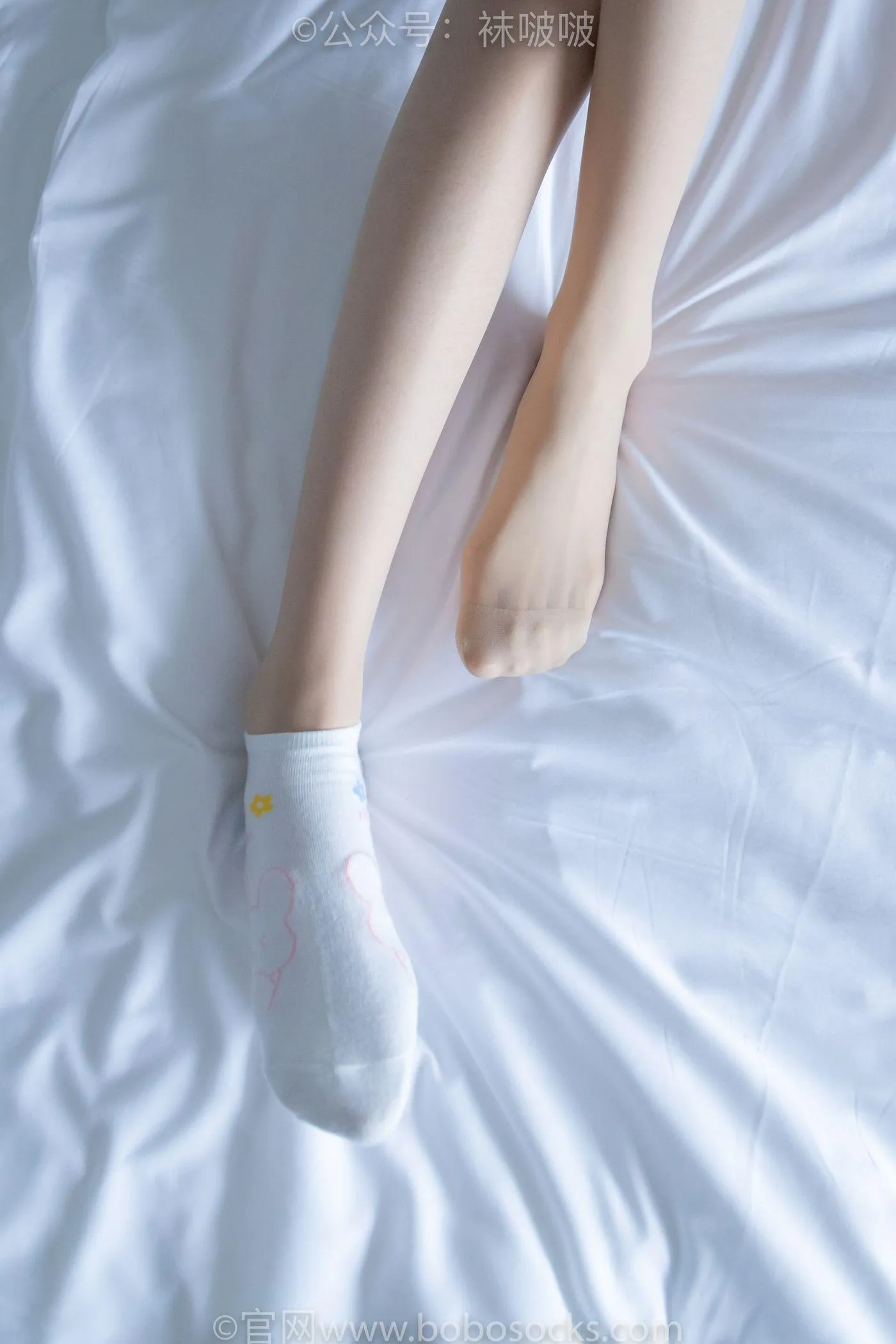 [BoBoSocks袜啵啵]NO.015 稚予-阿迪板鞋、白色短棉袜、肉丝 [135P]插图